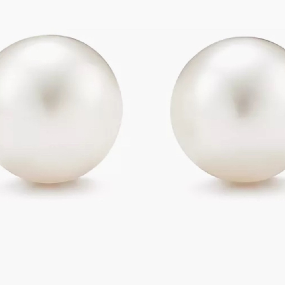 Tiffany & Co Pearl Earrings